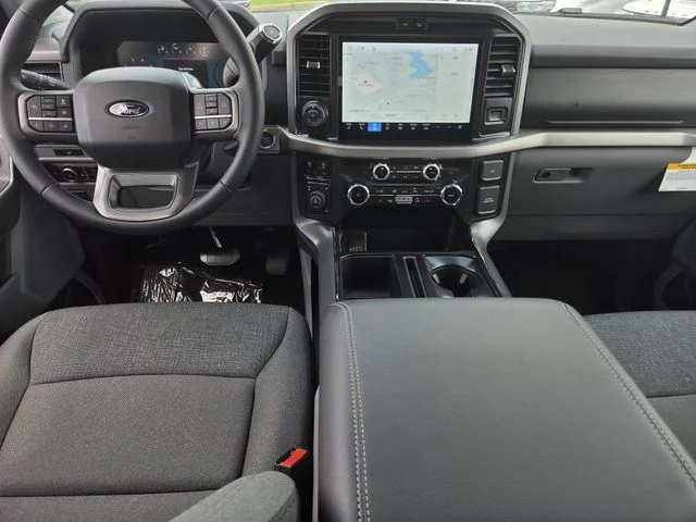 New 2026 Agate Black Metallic Ford XLT image 5