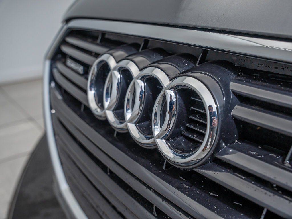 Used 2018 Monsoon Gray Metallic Audi 2.0T Premium image 3