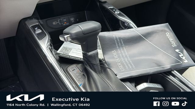 New 2026 Wolf Gray Kia S image 18