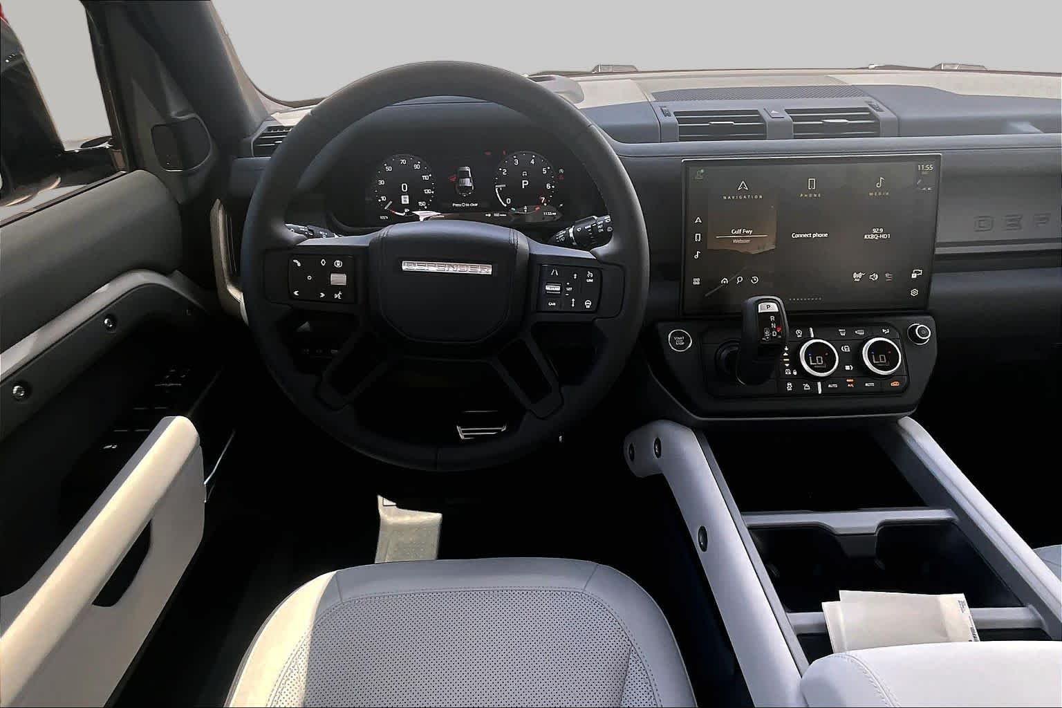Used 2026 Borasco Grey Metallic Land Rover X image 5