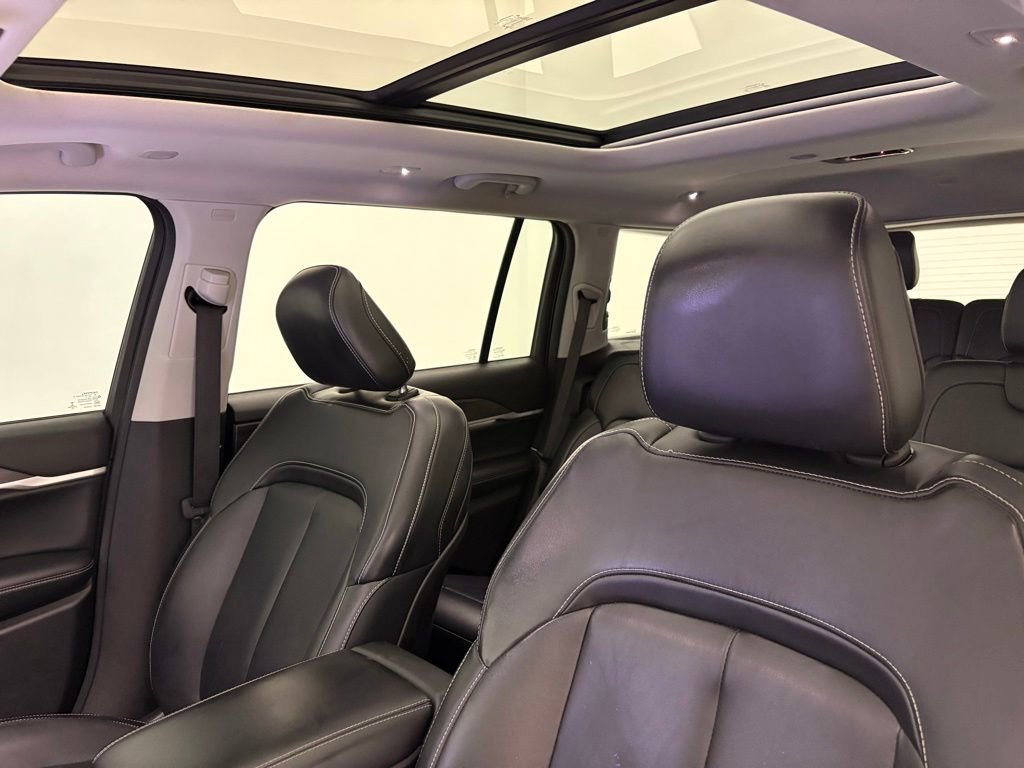 Used 2021 White Jeep Limited 4x4 image 32