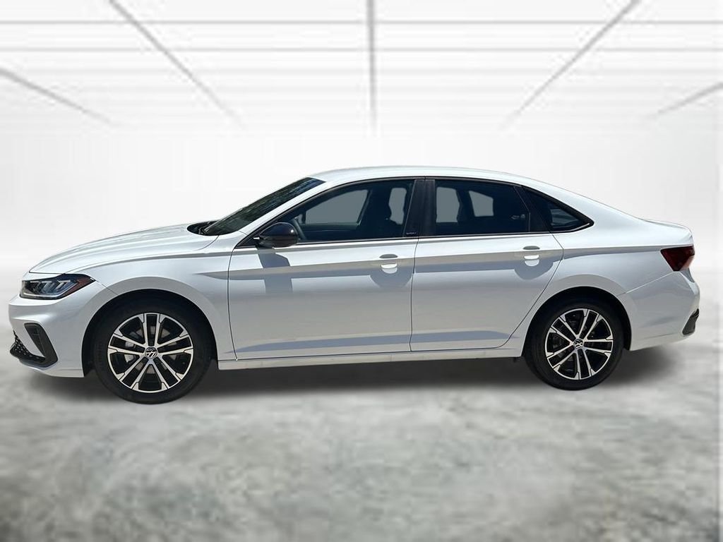 New 2026 White Volkswagen 1.5T Sport image 2