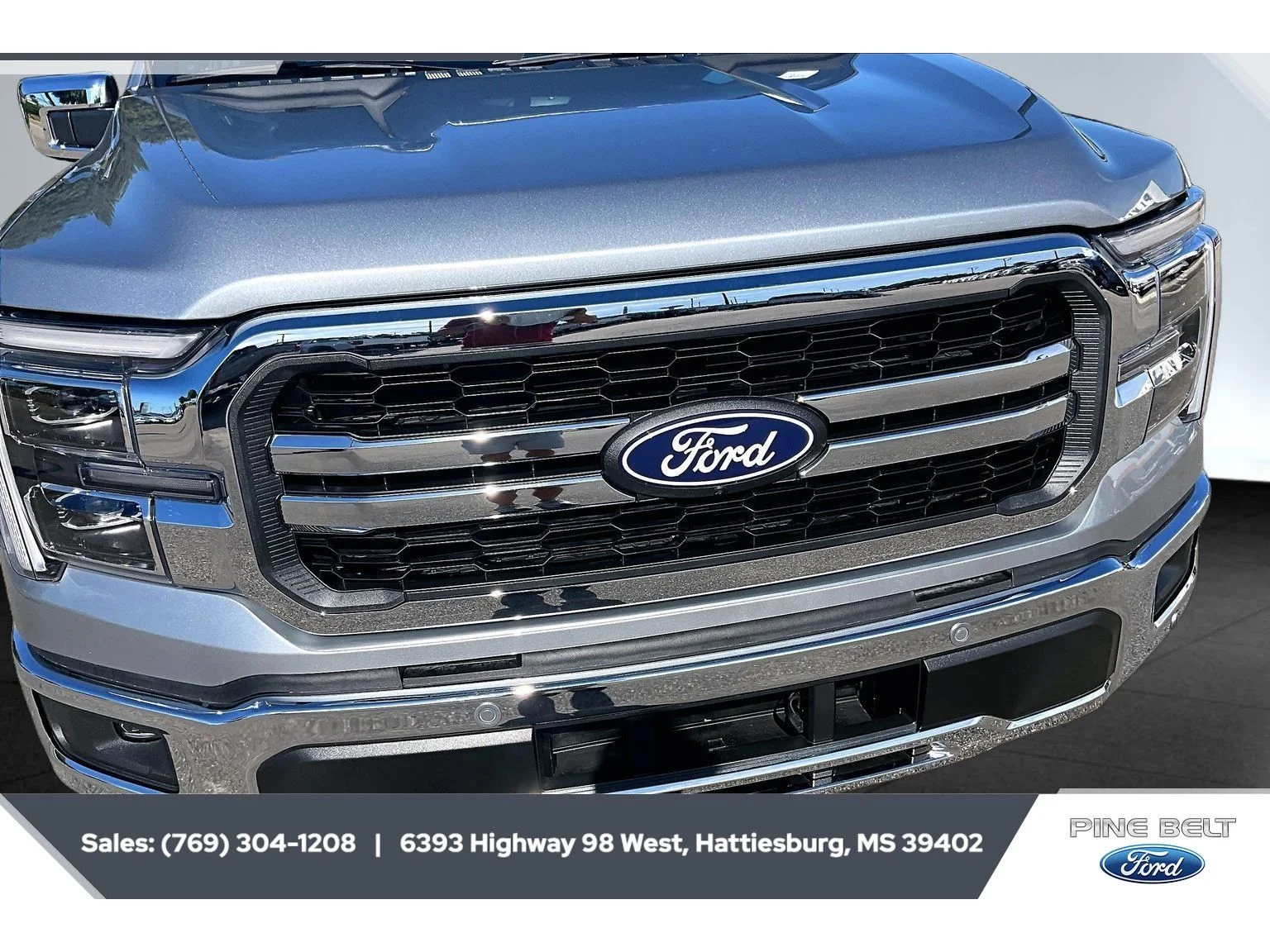 New 2026 Iconic Silver Metallic Ford Lariat® image 22