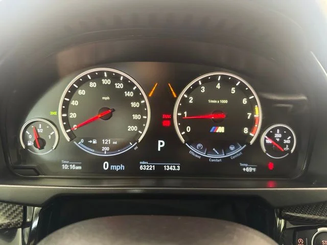 Used 2017 White Metallic BMW Base image 18