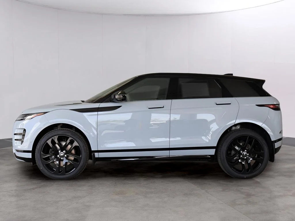 Certified Used 2026 Arroios Gray Metallic Land Rover Dynamic image 7
