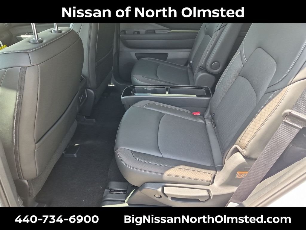 New 2026 Everest White Pearl TriCoat Nissan SL image 18