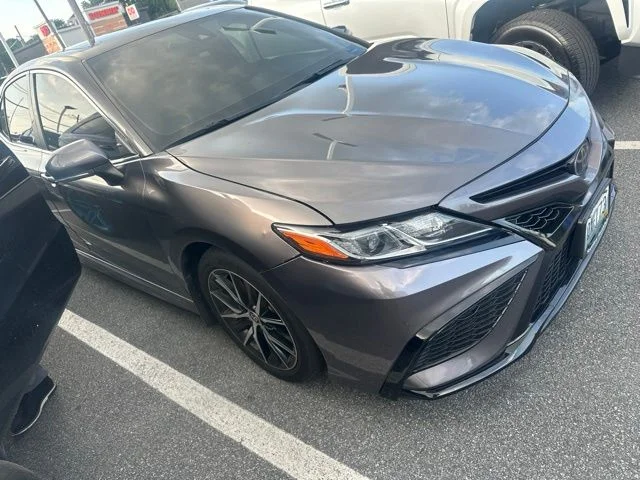 Used 2023  Toyota  image 1
