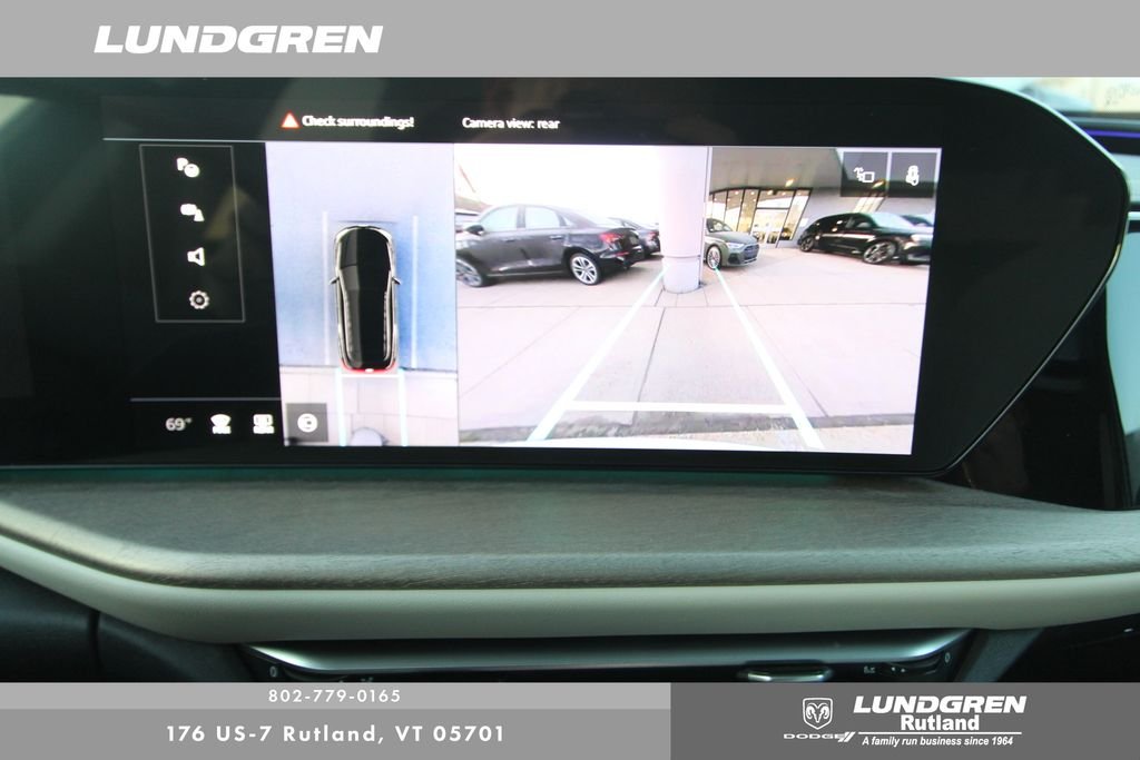 Used 2025 White Audi 2.0T Premium image 28
