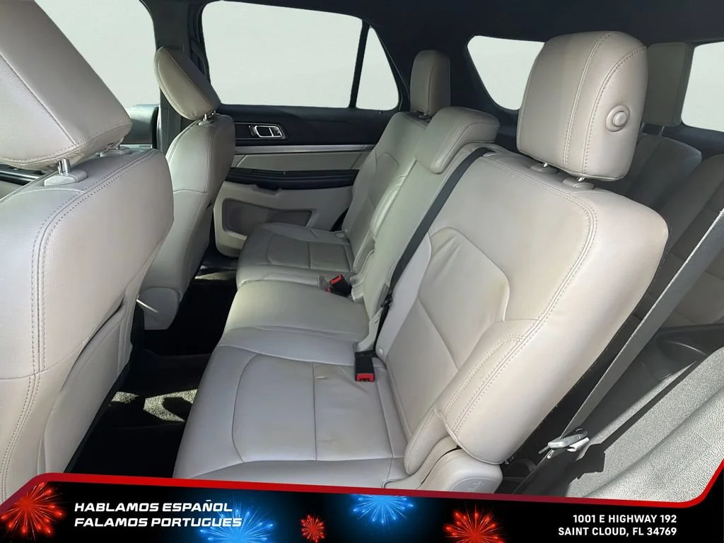 Used 2018 Beige Ford XLT image 22