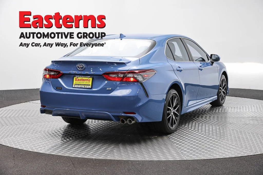 Used 2023 Blue Toyota SE image 5