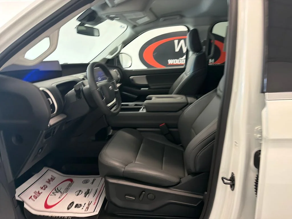 New 2027 Star White Metallic Tri-Coat Ford MAX Active image 8