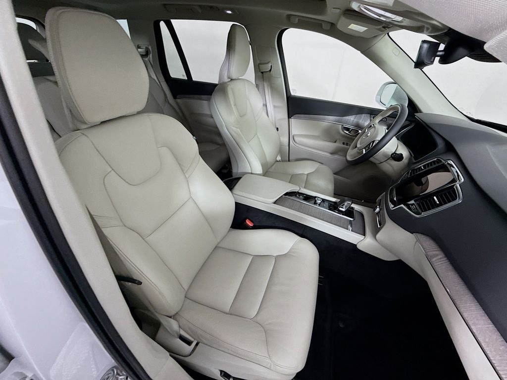 Used 2024 White Volvo T8 Plus Bright Theme 7 Passenger image 28