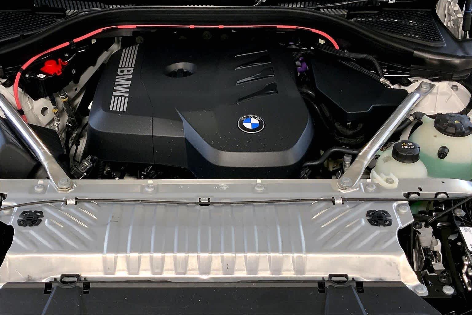 New 2026 Alpine White BMW 30 xDrive image 16