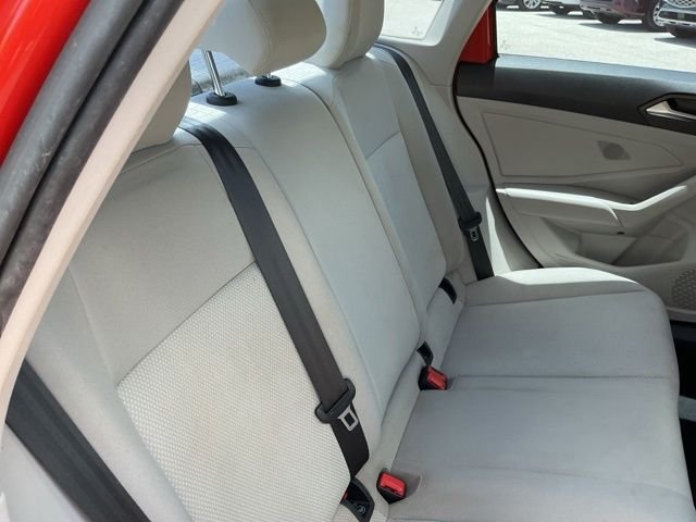 Used 2019 Orange Volkswagen 1.4T S image 21