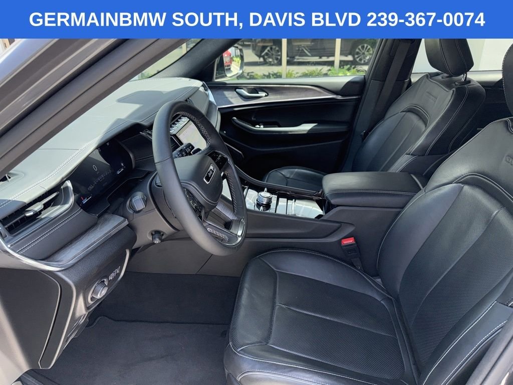 Used 2024 Baltic Gray Metallic Clearcoat Jeep Overland image 13
