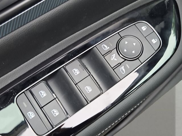 New 2026 Everest White Pearl TriCoat / Super Black Two-tone Nissan Platinum image 19