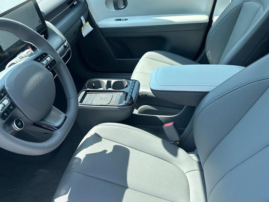 2025 Hyundai IONIQ 5 SEL - Photo 14