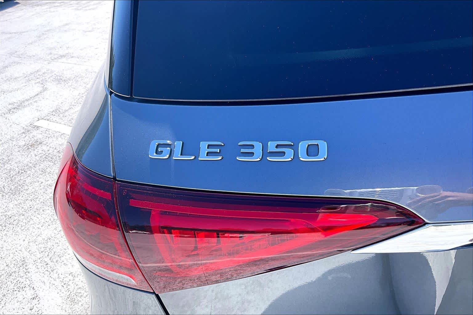 Used 2022 Selenite Grey Metallic Mercedes-Benz GLE 350 image 30