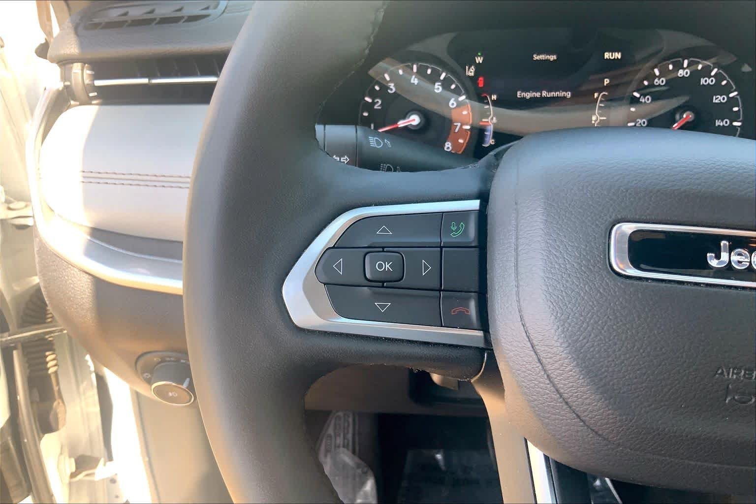 Used 2025 Bright White Clearcoat Jeep Limited image 23