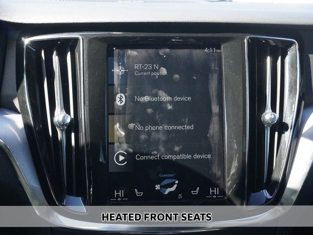 Used 2020 Gray Volvo T5 image 9