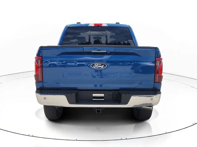 Used 2024 Blue Ford XLT image 6