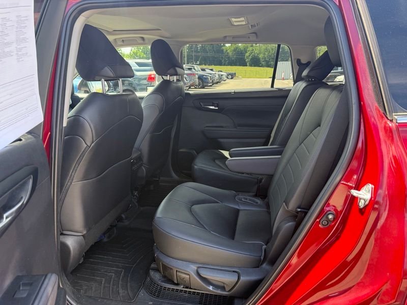 Used 2023 Red Toyota XLE image 11