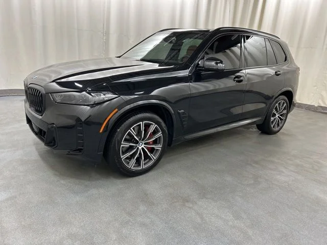 Used 2025 Black BMW xDrive40i image 3