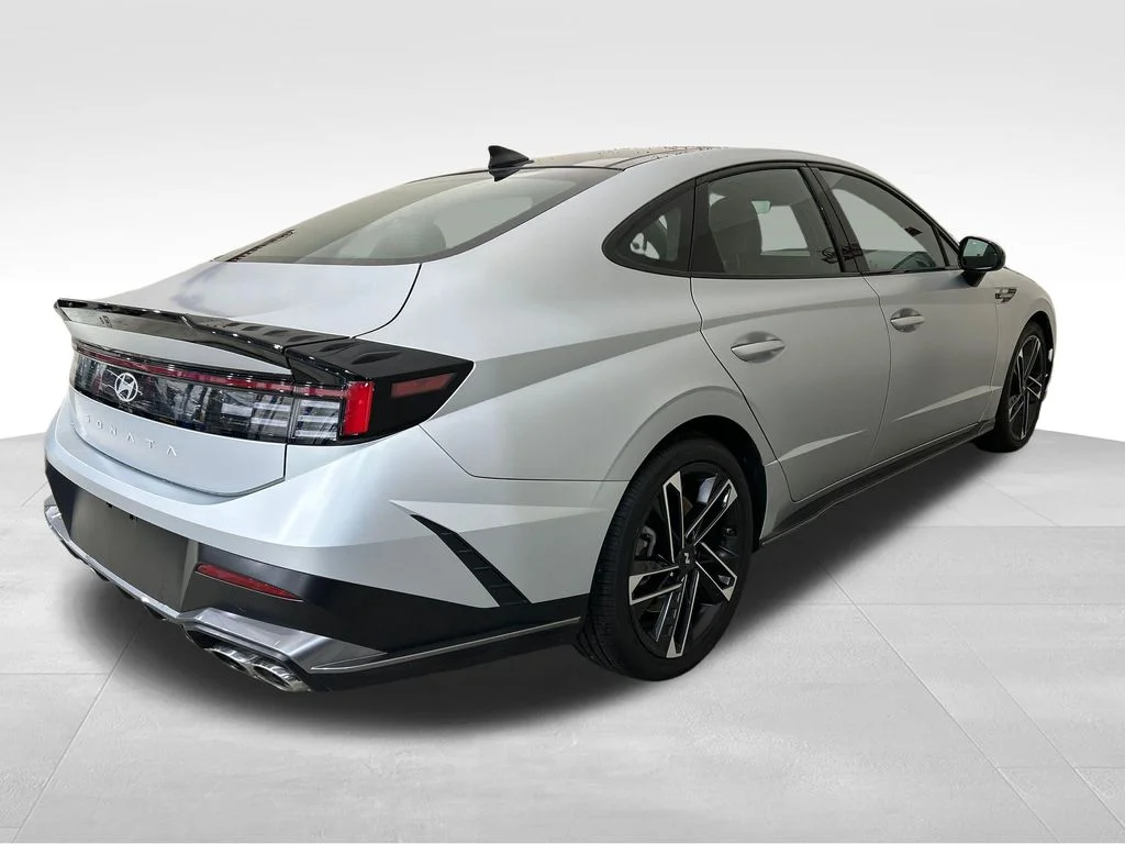Used 2025 Silver Hyundai N Line image 5