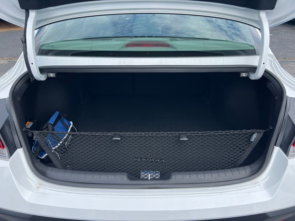2025 Hyundai Elantra SEL - Photo 18