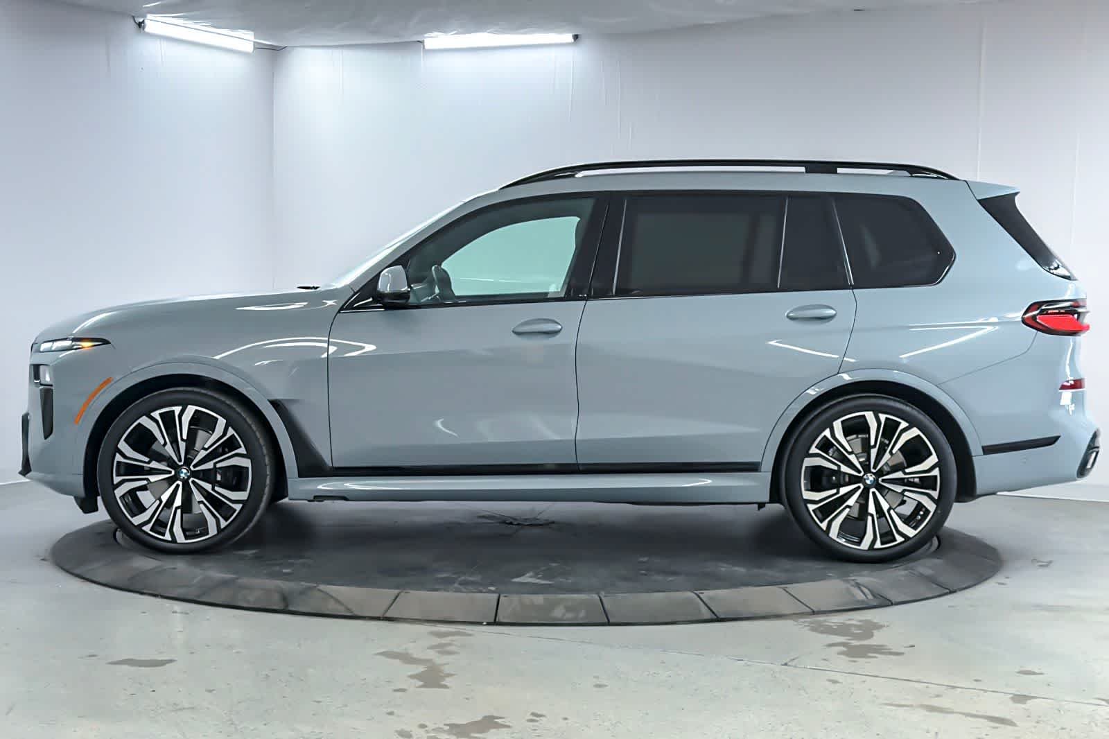 Certified Used 2024 Brooklyn Grey Metallic BMW xDrive40i image 5