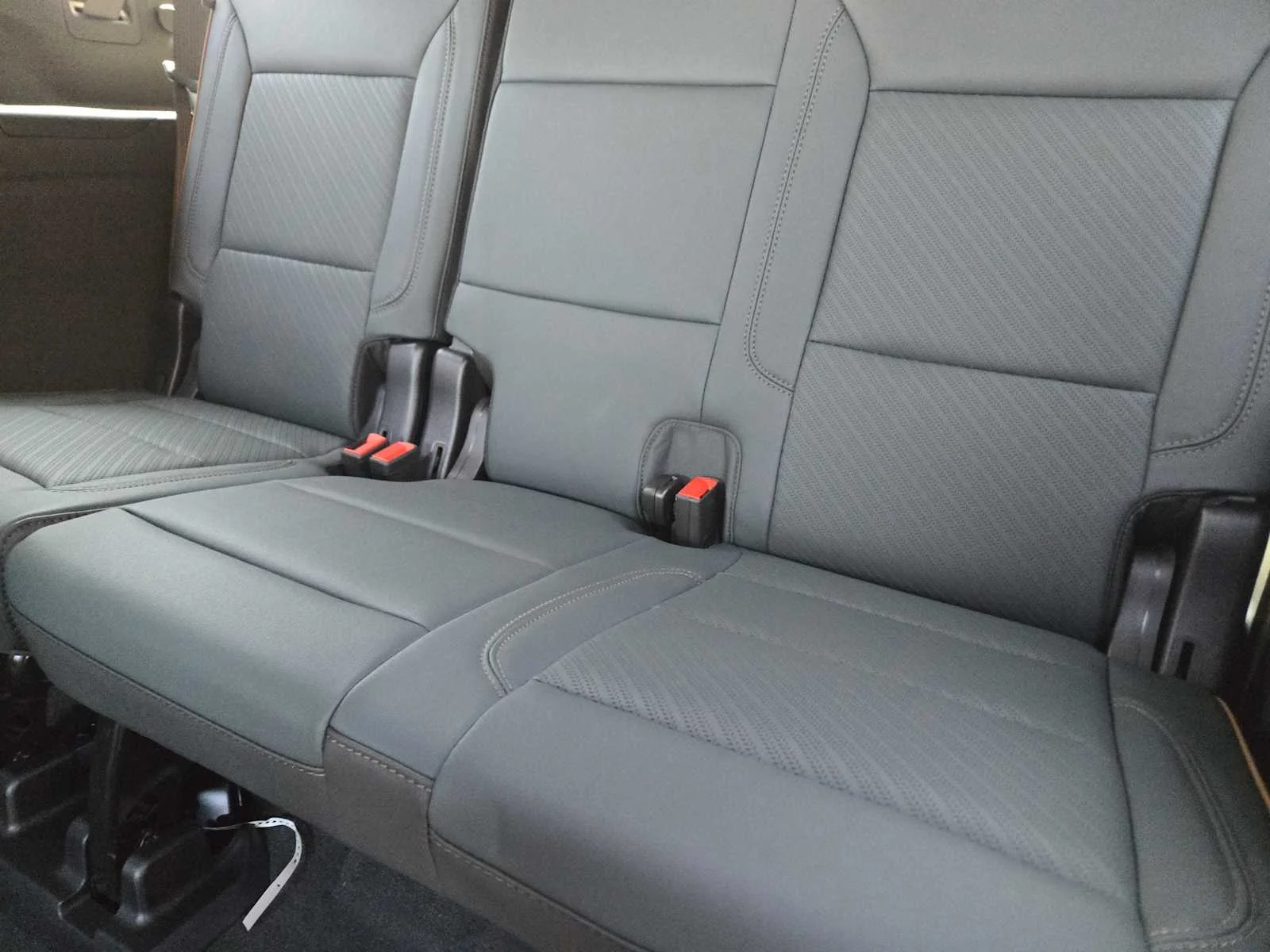2027 GMC Yukon XL AT4 - Photo 19