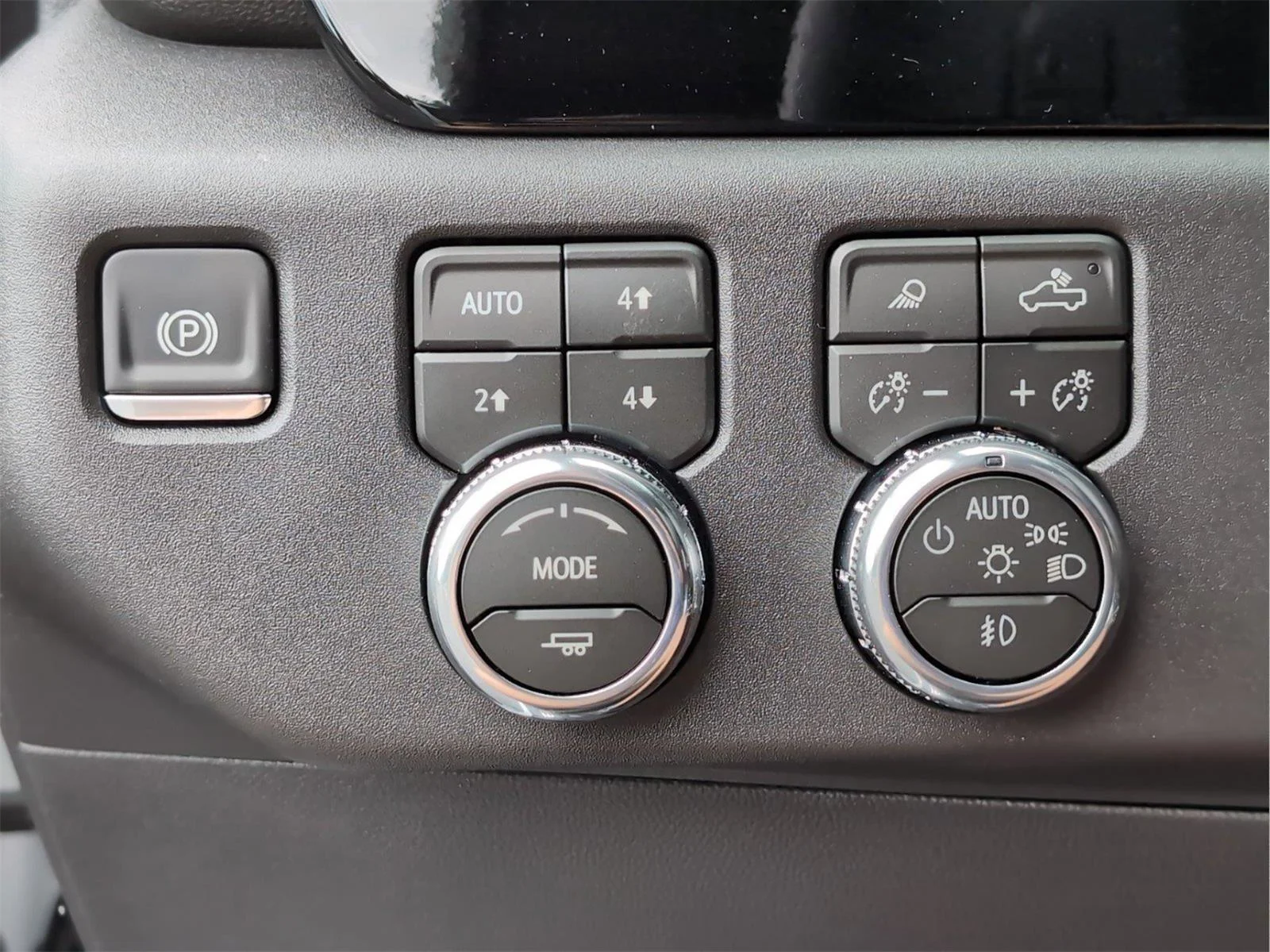 New 2026 Summit White GMC Elevation image 16