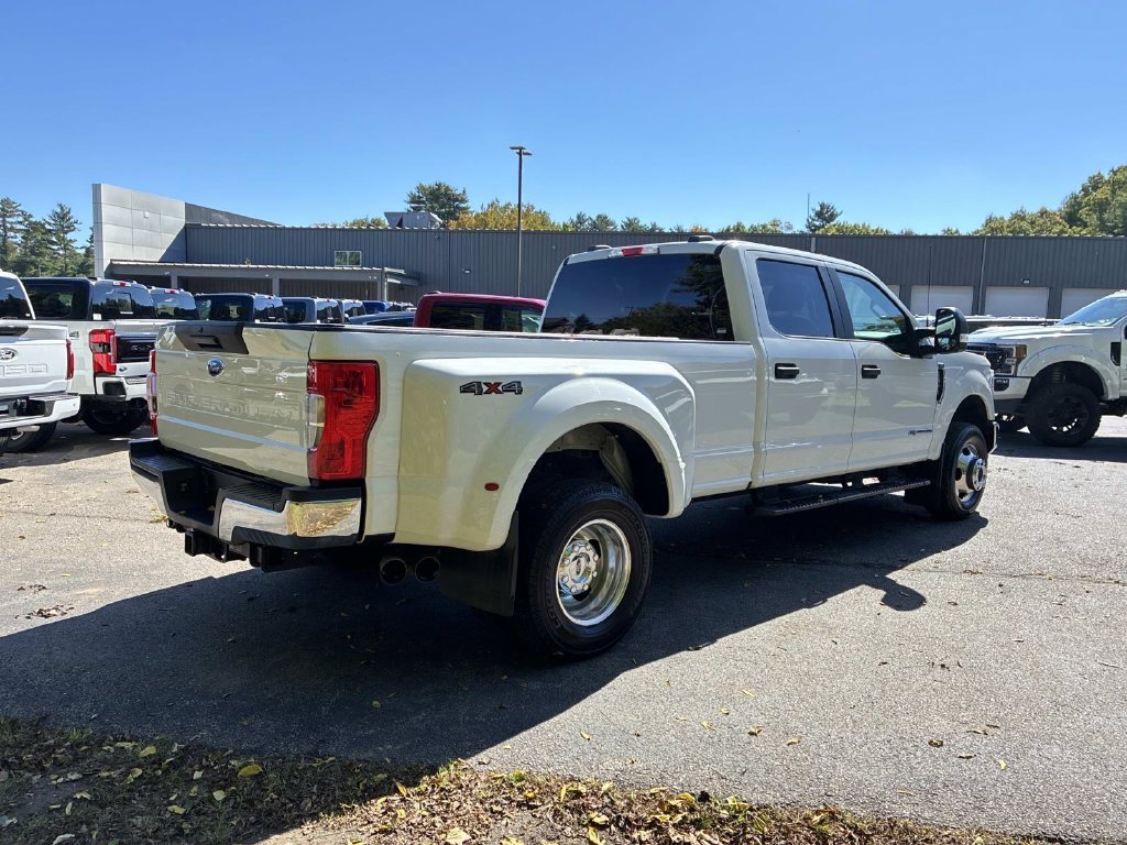 Used 2022 White Ford XL image 7