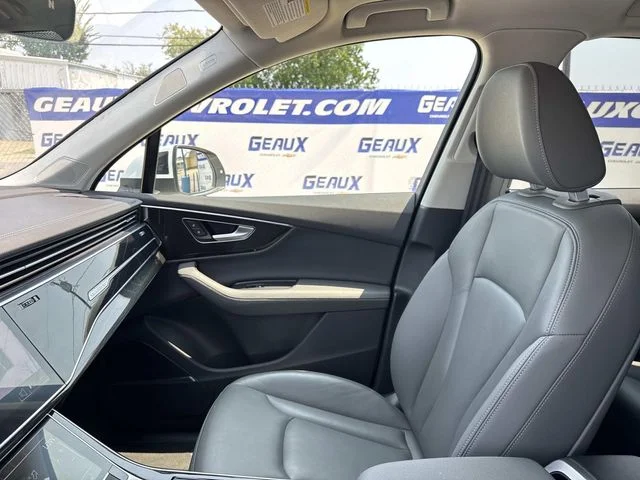Used 2025 White Audi 55 Premium Plus image 30