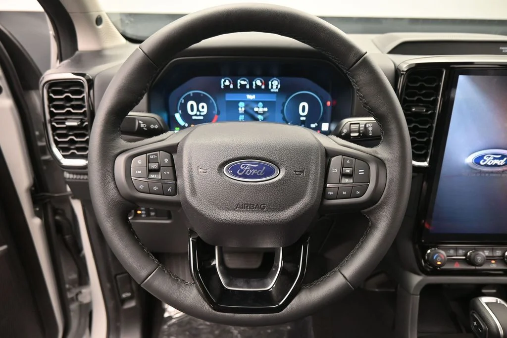New 2026 Avalanche Ford Lariat image 12