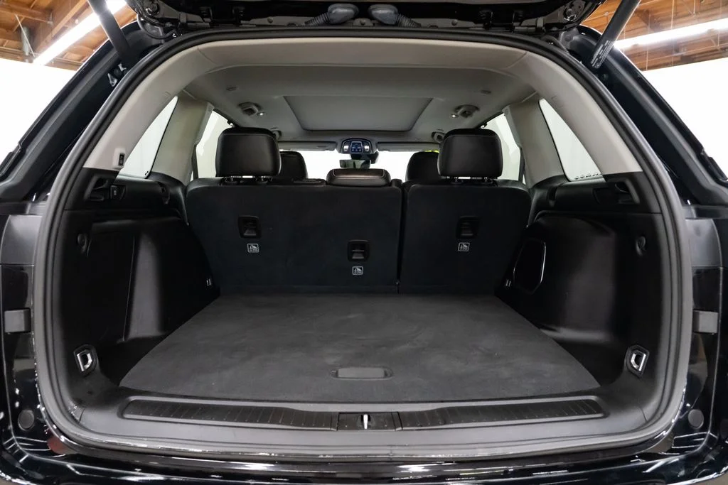 Used 2023 Black Jeep 4xe image 8