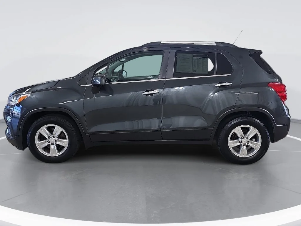 Used 2017 Gray Chevrolet LT image 7