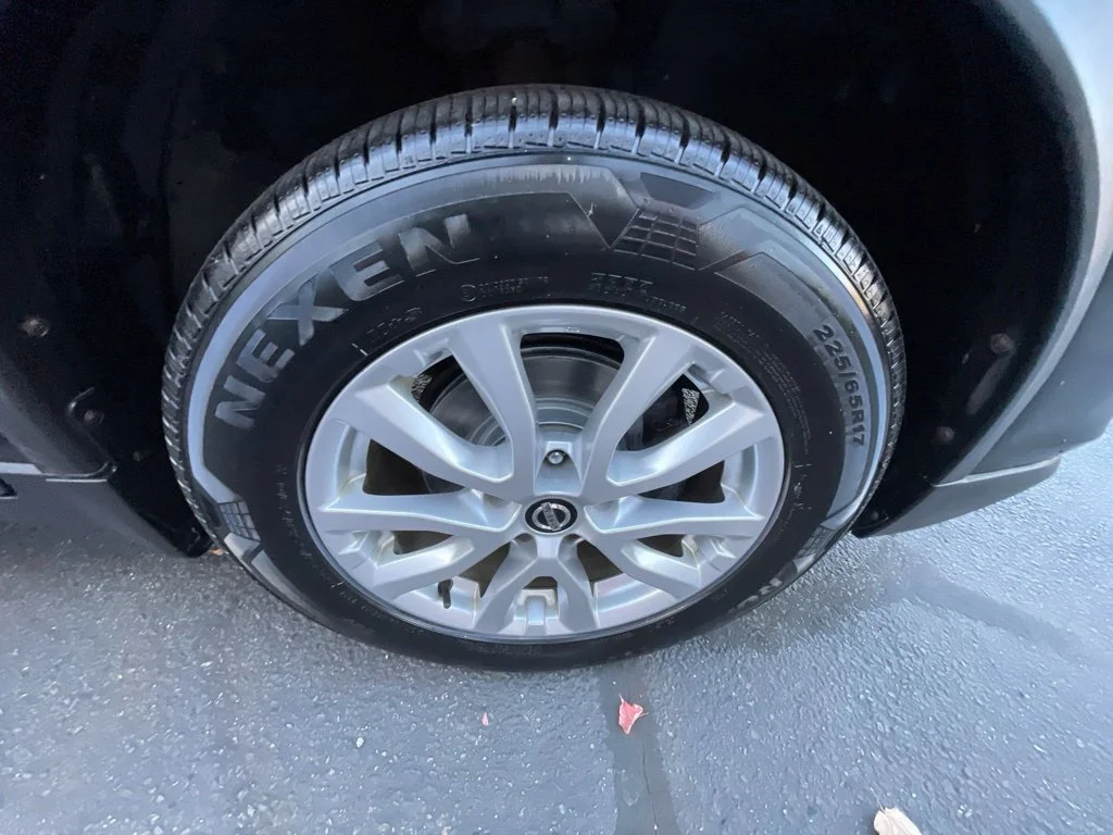 Certified Used 2018  Nissan SV image 32