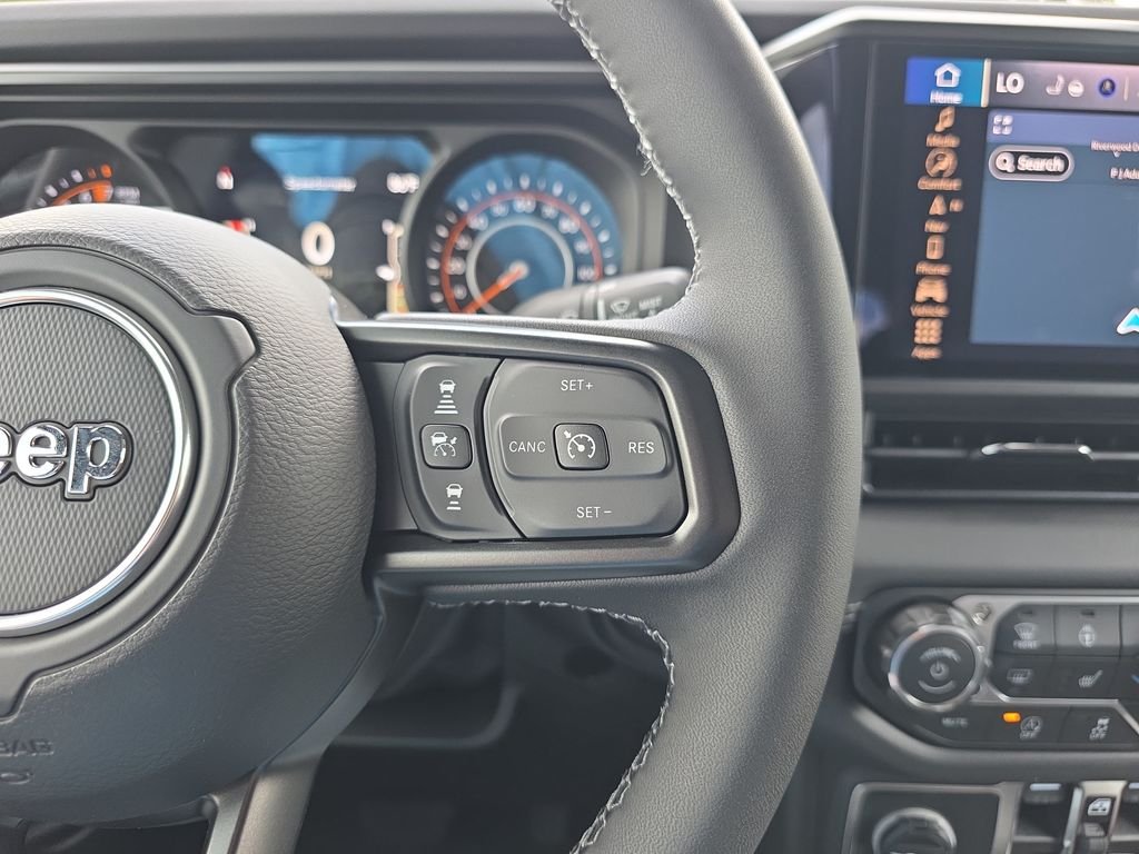 New 2026 Black Clear-Coat Exterior Paint Jeep Rubicon X image 20