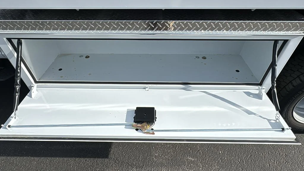 2024 Ford F-550 Super Duty Chassis Cab XL - Photo 7