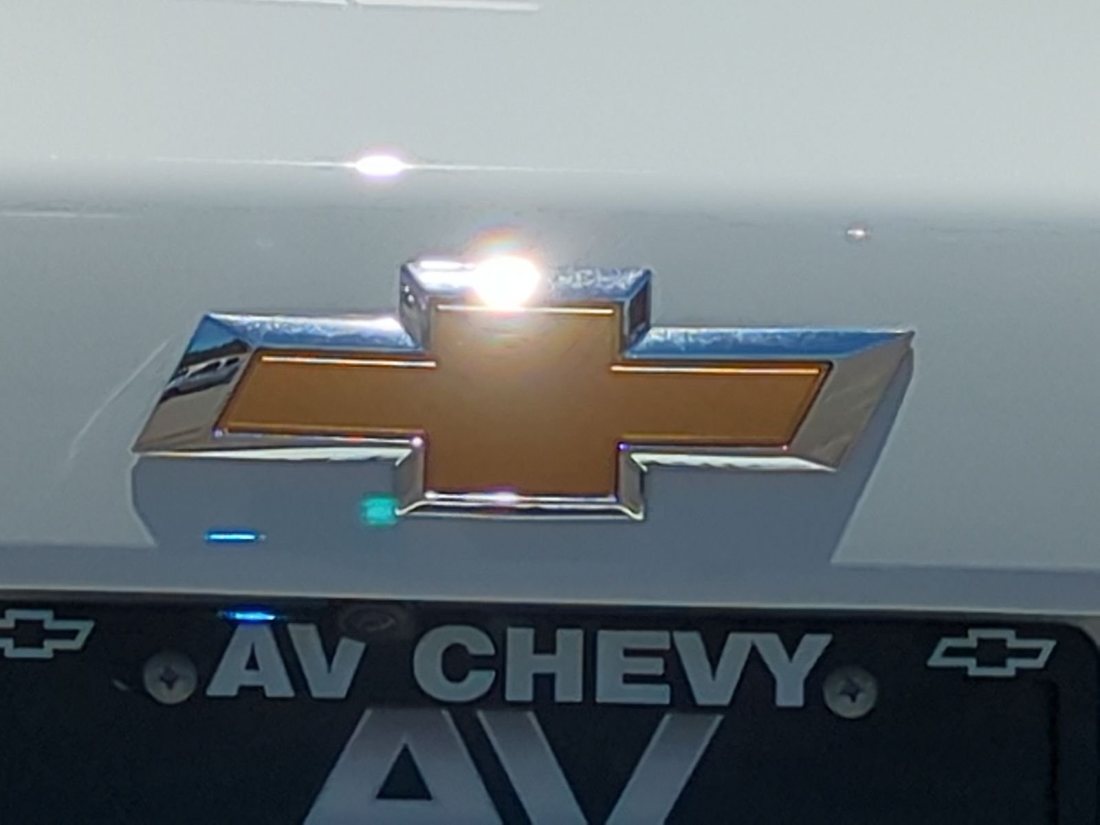 New 2026 Summit White Chevrolet LS image 62