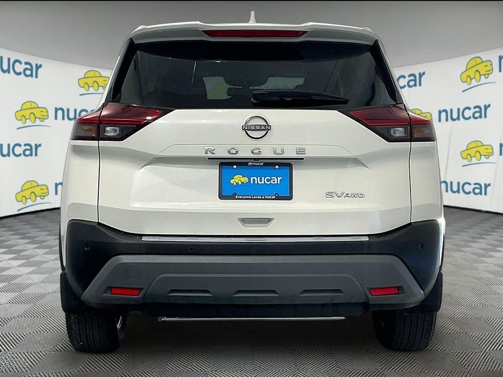 Used 2023 White Nissan SV image 5