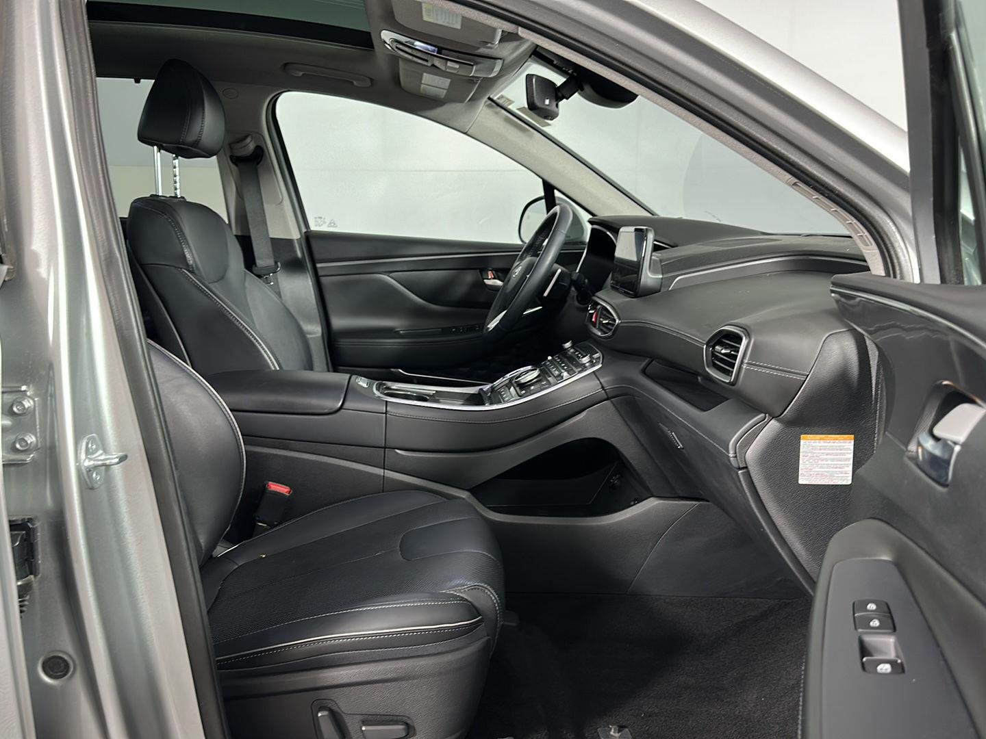 Used 2023 Shimmering Silver Hyundai Limited image 31