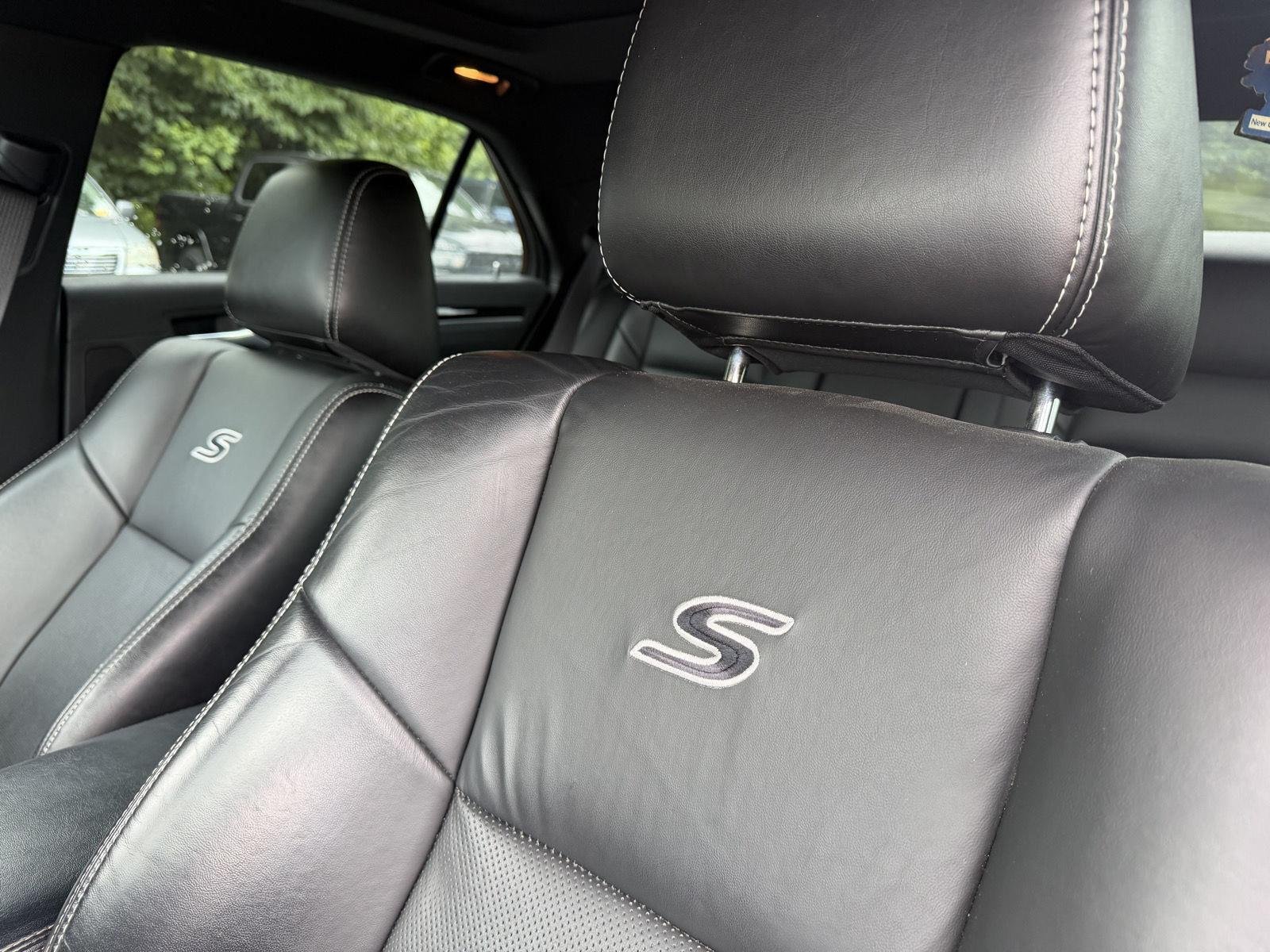Used 2023 Gloss Black Chrysler 300S image 10