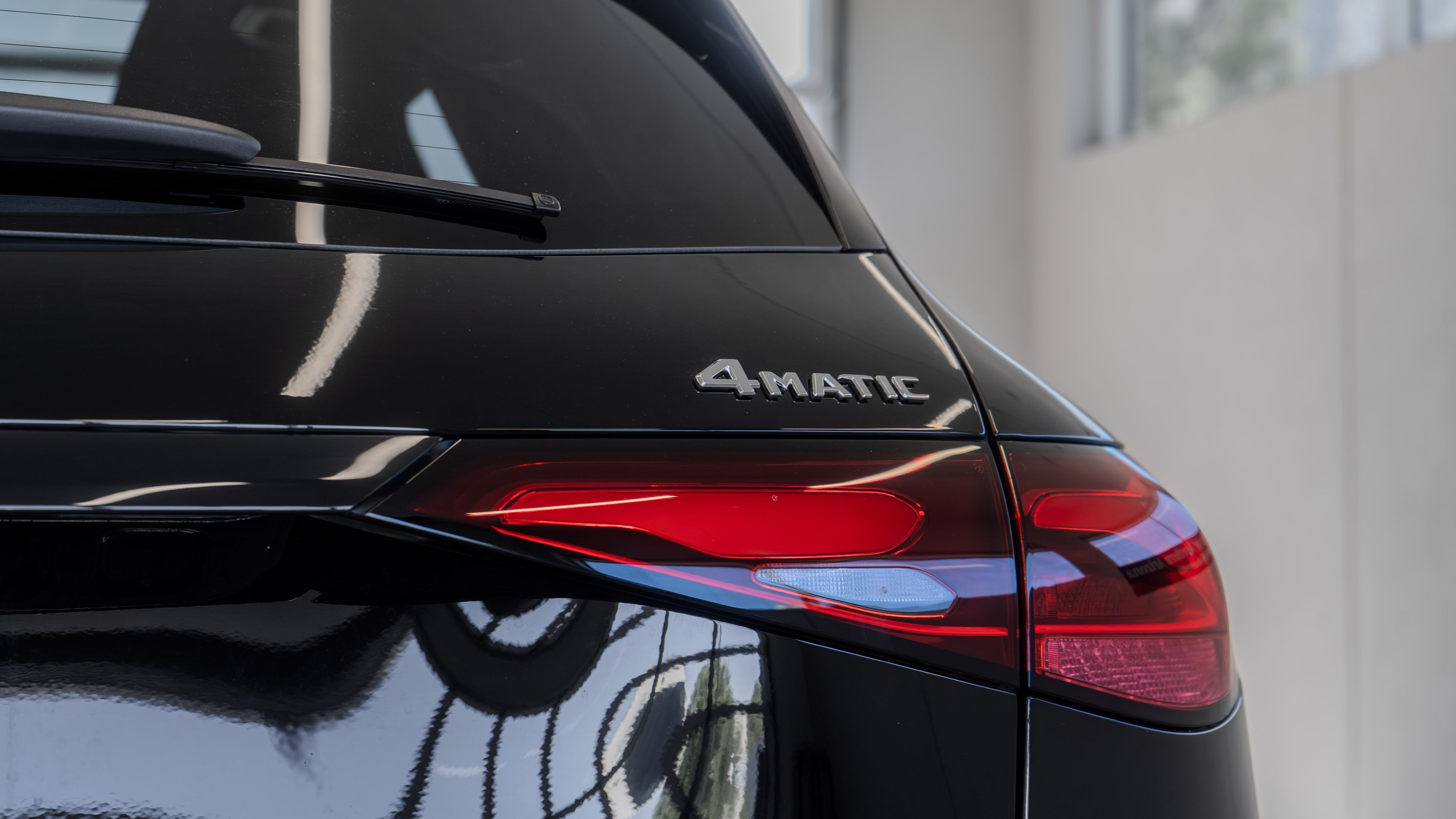New 2026 Black Mercedes-Benz GLC 300 image 24