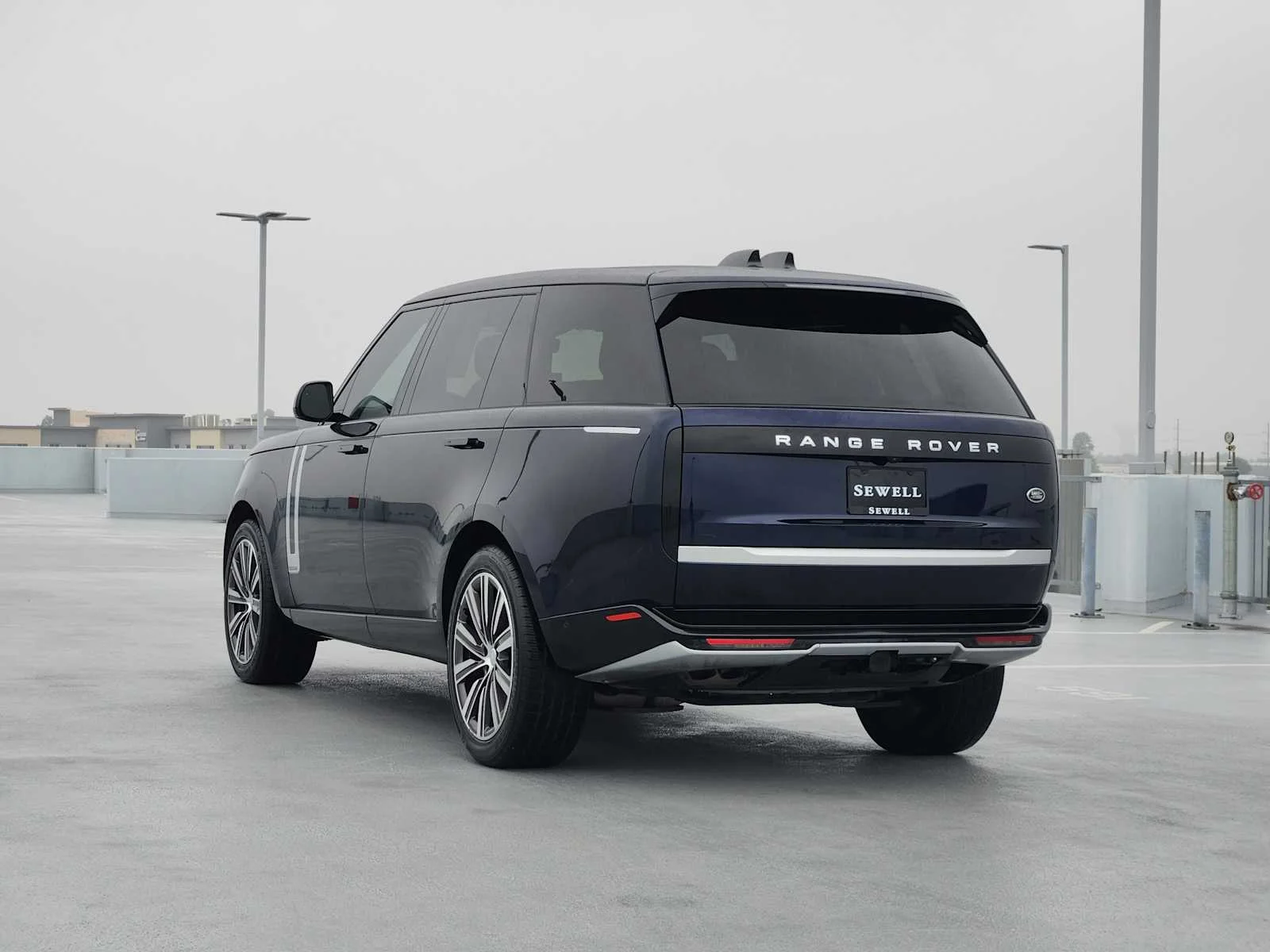 Used 2023 Portofino Blue Metallic Land Rover Autobiography image 7