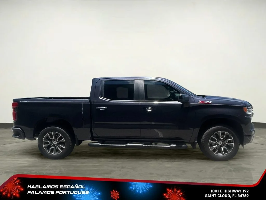 Used 2024 Dark Ash Metallic Chevrolet RST image 7