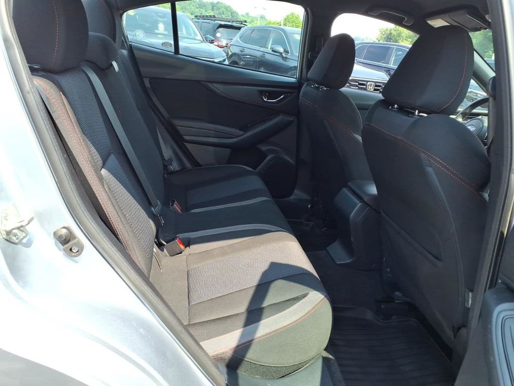 Used 2019 Silver Subaru 2.0i Sport image 38