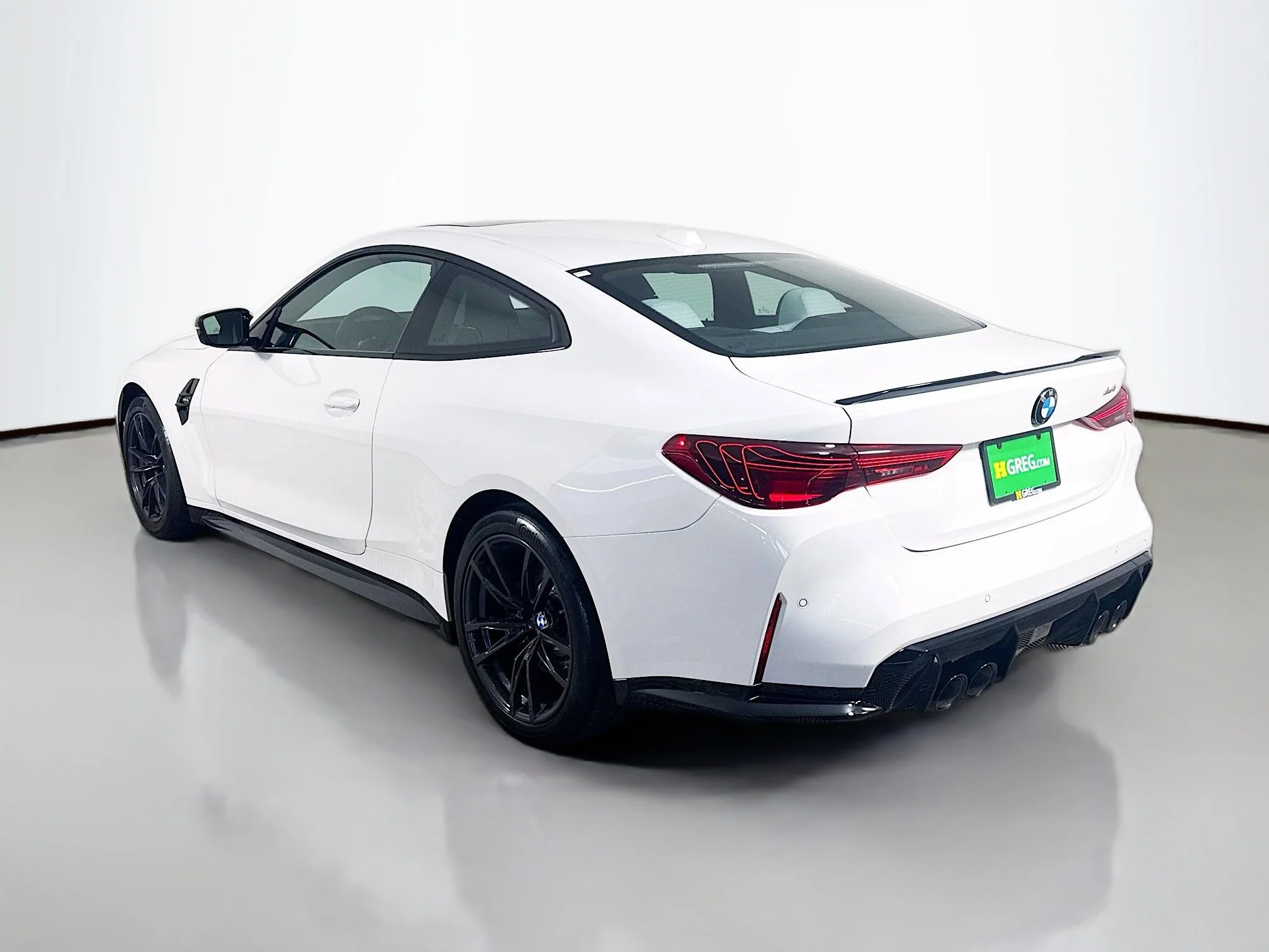 Used 2026 Alpine White BMW Base image 5