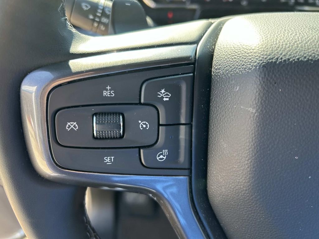Used 2025 Sterling Gray Metallic Chevrolet High Country image 27